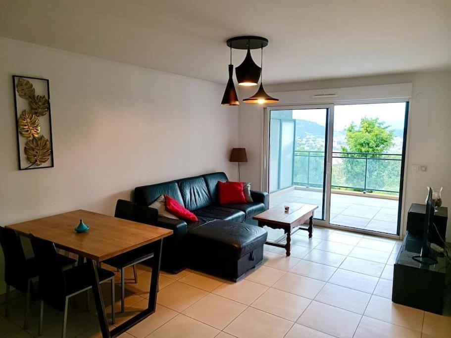 Pessicart - T2 Avec Terrasse - Residence Avec Piscine Nice Dış mekan fotoğraf